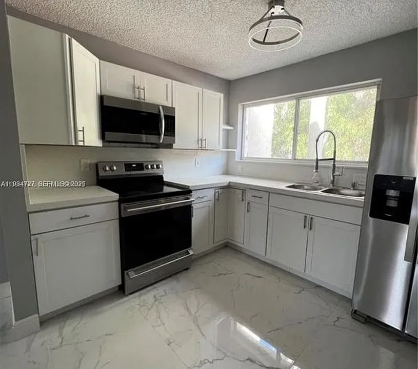 511 NW 82nd Ave #418