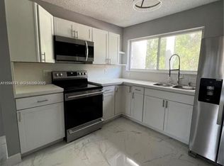 511 NW 82nd Ave APT 418, Miami, FL 33126