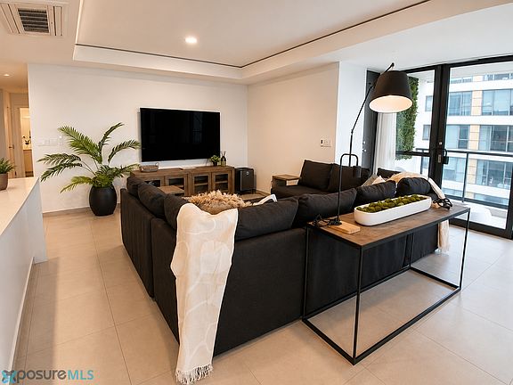 3rd image of 1511 Avenida Ponce De Leon #1052