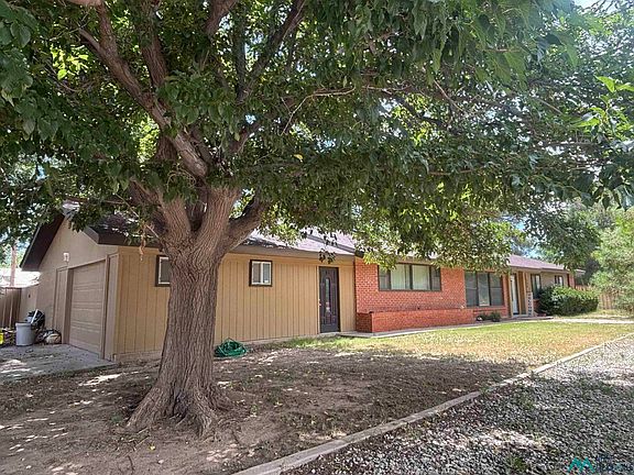 2nd image of 300 E Linda Vista Blvd