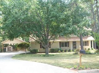 946 Sweet Briar Trl SE, Conyers, GA 30094