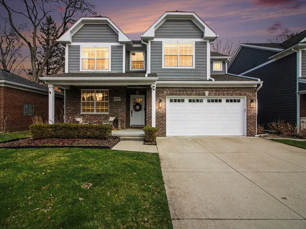 3906 Hillside Dr, Royal Oak, MI 48073