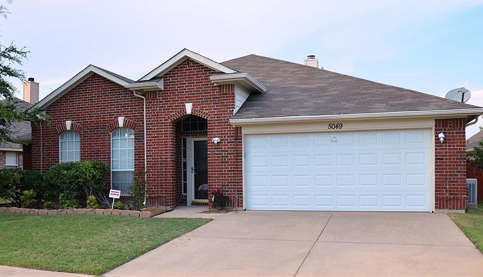 1st image of 5049 Blanco Dr