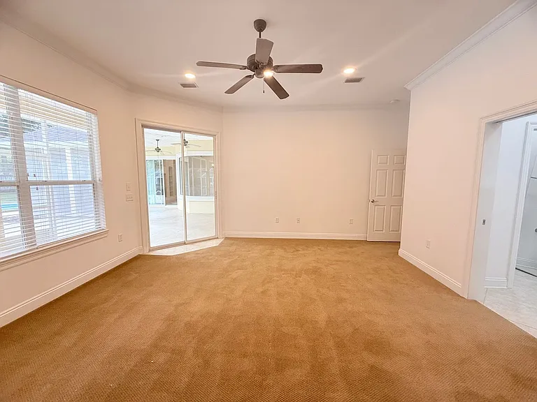 4157 Castle Gate Dr — Photo 7