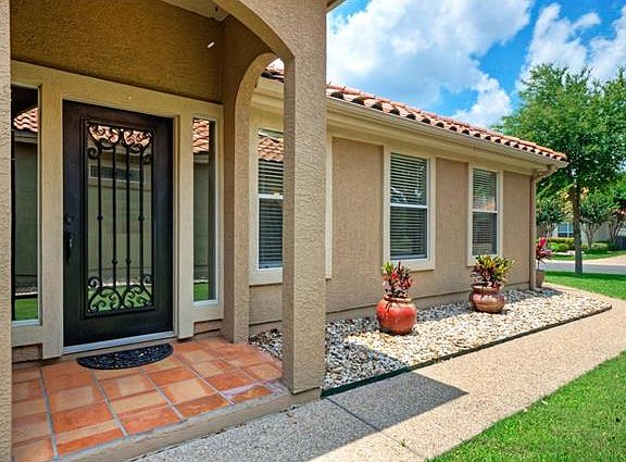 4th image of 30370 Ledgemont Dr