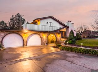 1954 Orchard Way, Richland, WA 99352