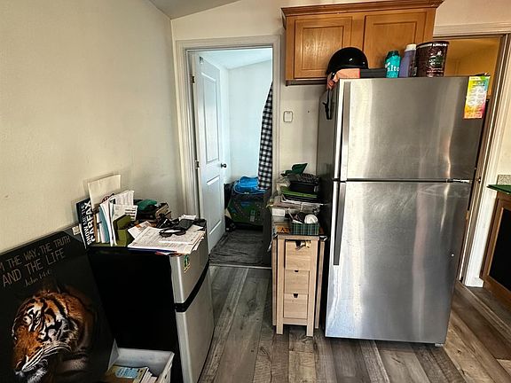 4th image of 1468 Grand Ave #14
