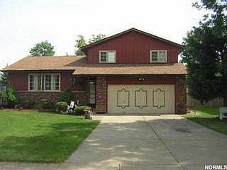 2nd image of 621 Appleseed Dr
