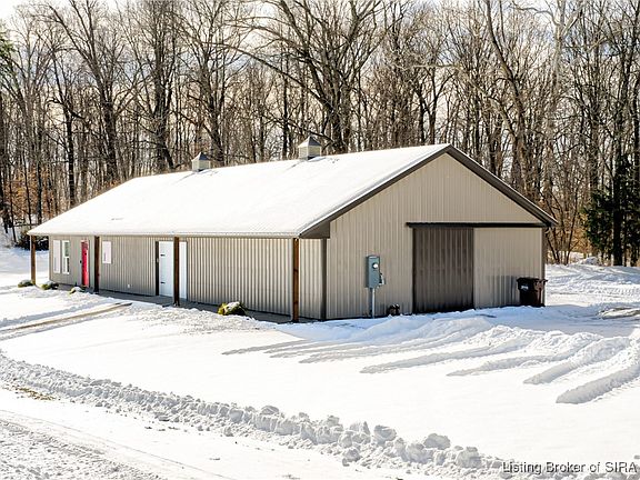 3rd image of 3503 Speith Road