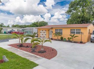 6471 Moseley St, Hollywood, FL 33024