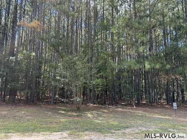 28-30 Shadowbrook Dr, Littleton, NC 27850