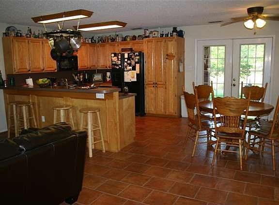 4th image of 17310 Fishermans Dr