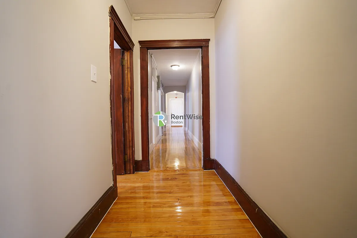 Building Photo - 88 Cypress St #3