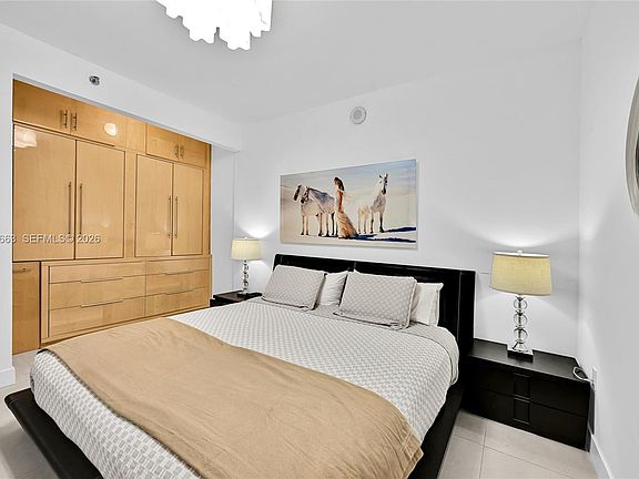 4th image of 1830 S Ocean Dr APT 4005