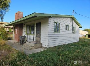 713 18th Ave, Oroville, WA 98844