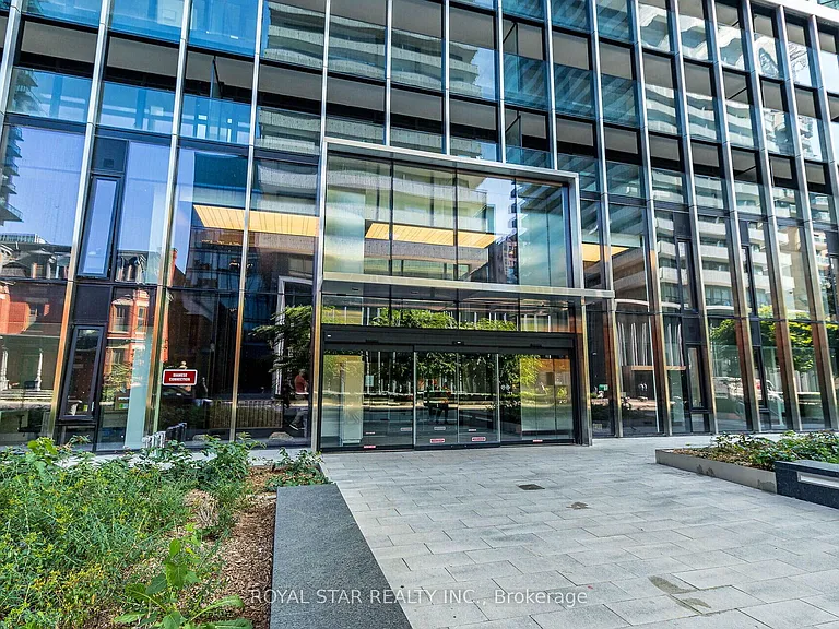 55 Charles St E #2706 — Photo 2
