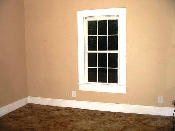 5th image of 1516 Walker St SE