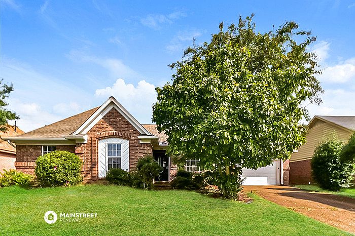 1st image of 660 Cairn Creek Dr