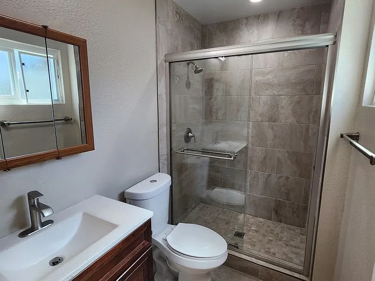 9041 Dewsbury Ave — Photo 15