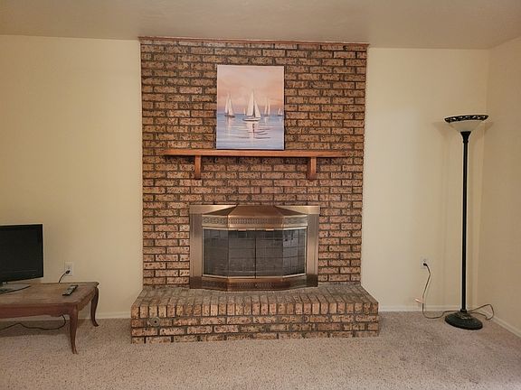 4th image of 3708 N Shannon Ave