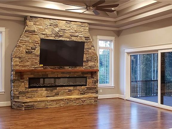 2nd image of 1023 Fern Hill Rd #81