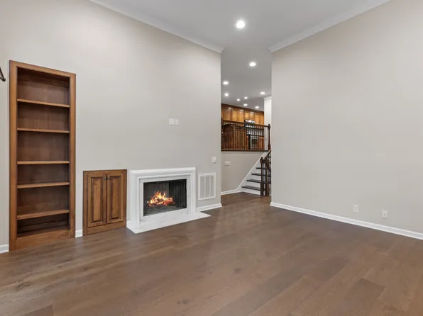 401 Bowling Ave Unit 17, Nashville, TN 37205
