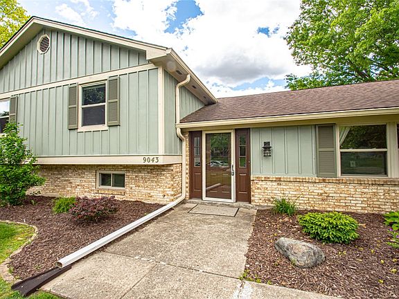 2nd image of 9043 Academy View Ct