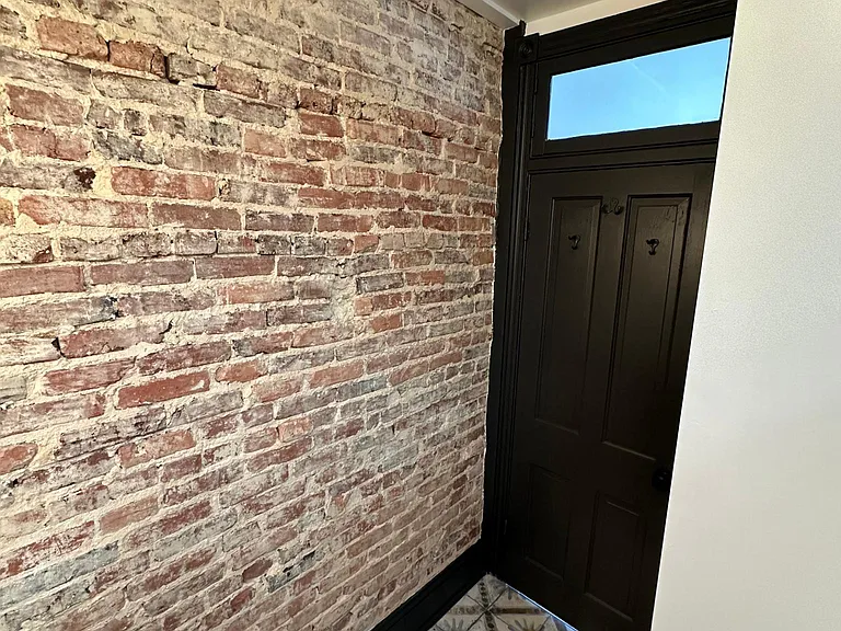 139 N Linwood Ave — Photo 18