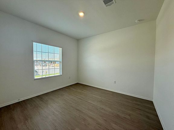2nd image of 306 Camargue Dr