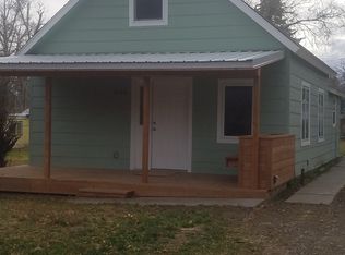 306 North St, Fromberg, MT 59029