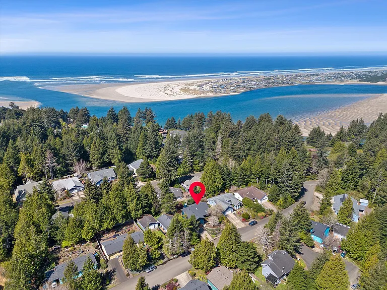 830 SW Dolores Dr — Photo 36