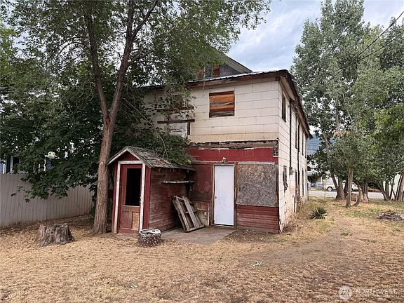 2nd image of 1308 Juniper Street