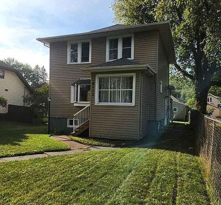 1st image of 4113 7th St W