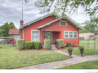 301 E 6th Ave, Bristow, OK 74010