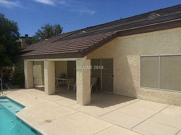 4th image of 1108 Broken Hills Dr
