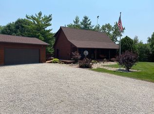 19400 Curtis Blacktop Rd, Petersburg, IL 62675