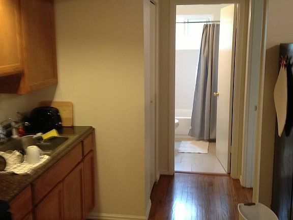 5th image of 131 Kinsey Ave APT 1