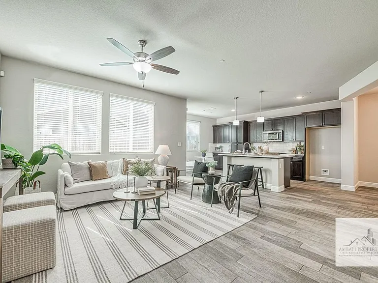 1437 E Via Viola Way — Photo 3