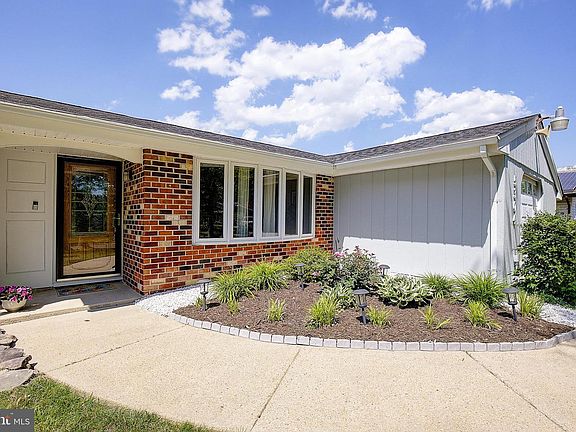 5th image of 5304 Doris Dr