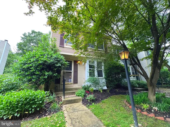 11018 Granby Ct, Reston, VA 20191