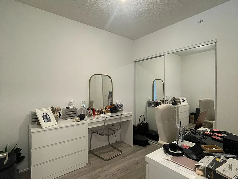 26 Gibbs Rd #646 — Photo 8