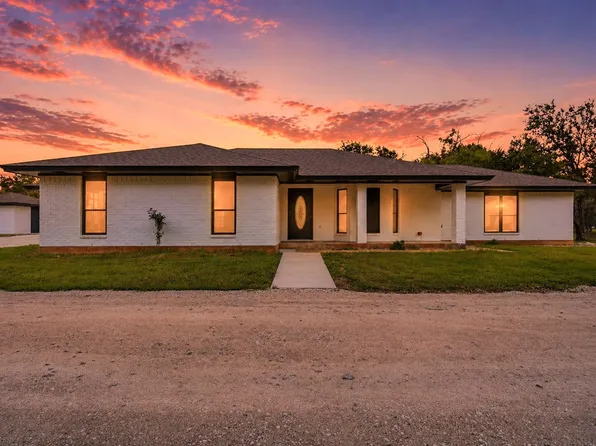 1070 Diamond Oaks Rd, Stephenville, TX 76401