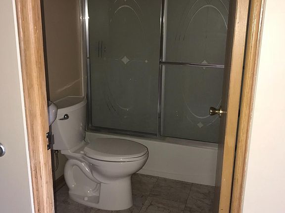 3rd image of 6931 North Ave APT 5