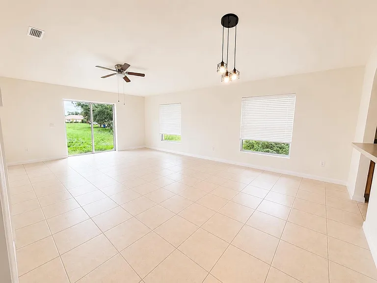 4569 Golfview Blvd — Photo 7