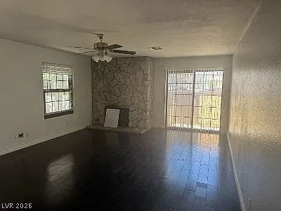 3908 Seaton Pl — Photo 2
