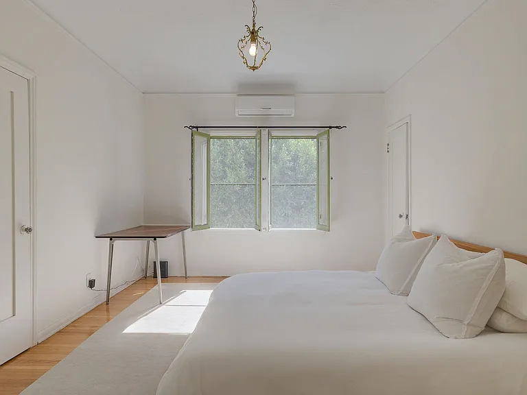 Bedroom, with two closets