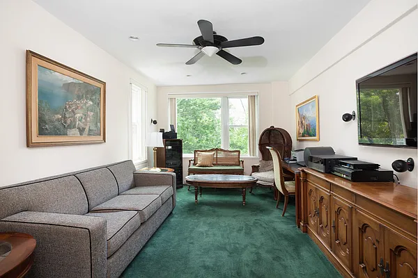 Sold by Stribling | media 16