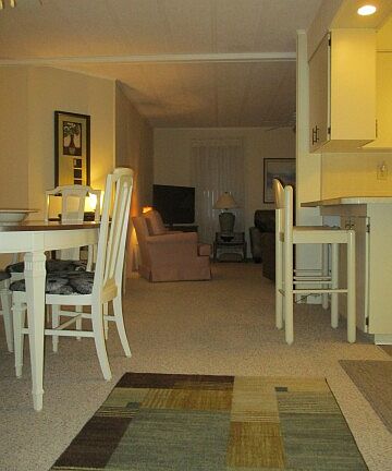entry to dining, living, kit