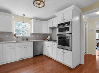 50 Buttercup Ct SW, Pataskala, OH 43062