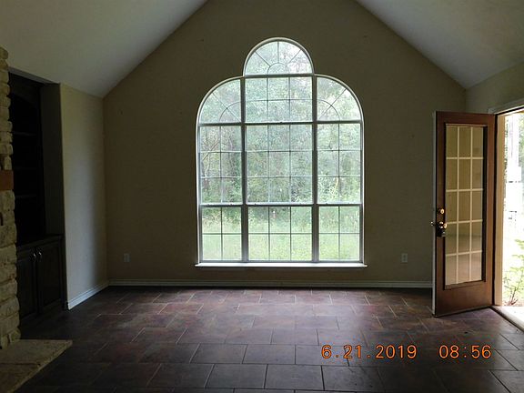 3rd image of 10418 County Road 136 N